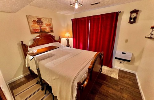 Gresham Lit Et Petit-Déjeuner | Private level of the house with SPA near PDX and famous waterfalls and mountain!