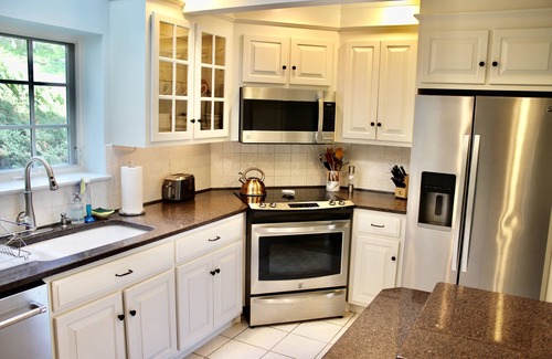 Kittery Point Maison | Private Lighthouse at Waterfront Chauncey Creek