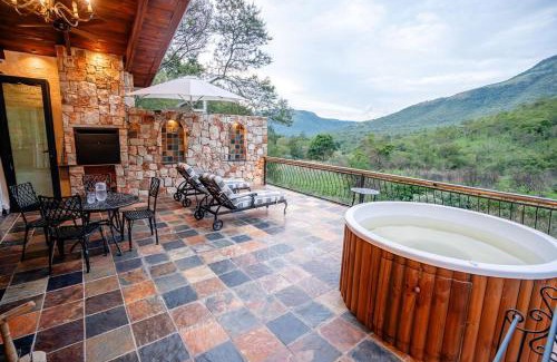 Waterval Boven Appartement | Private luxurious suite on Heysbrook Estate halfway to Kruger National Park