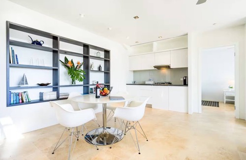 Avalon Beach Maison | Private Luxury Apartment with stunning Pittwater Views