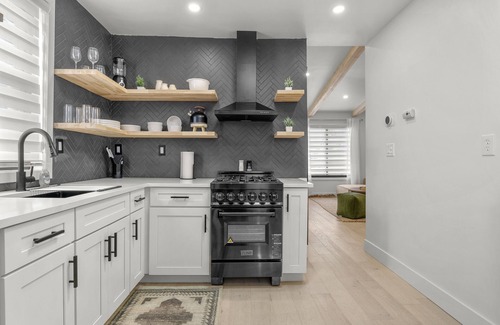 Allen Park Maison | Private Luxury Tiny Home