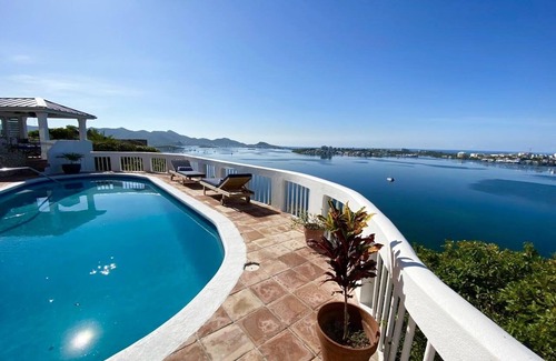 Les Terres Basses Villa | Villa de Luxe 2 Chambres Privée - Maison de Miki
