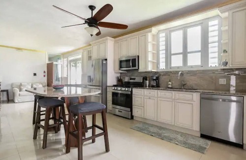 Cienaga Alta Maison | Private Luxury Villa in El Yunque Rainforest/Pool and Generator