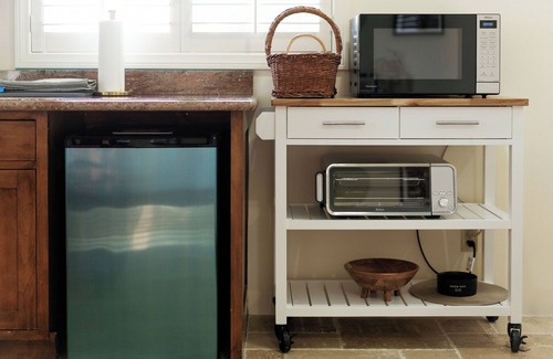 Cielito Maison | Private Montecito Orchard Guesthouse Hot Tub + Ocean View