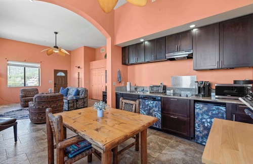 Oro Valley Maison | Private Mountain Retreat With Views in Tucson Foothills 1BR/1BA