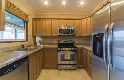 Noord Maison | Maison 3BR privée, cul-de-sac calme, piscine, toutes commodités, à 3 min de la plage!