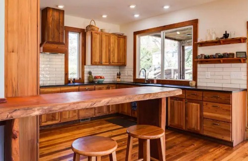 Fifeville Maison | Private Oasis in Ideal Location