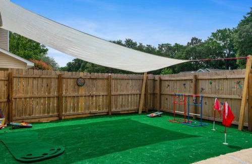 Northeast Pensacola Maison | Private oasis, Pool, Downtown PNS & Beach 3BR-2,5BT