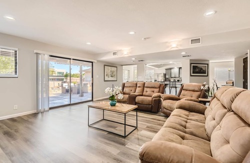 Pinto Palomino Maison | Private Oasis with heated pool
