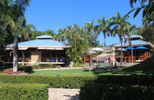 Tango Mar Maison | Ocean Estate PRIVATE Tango Mar Resort Tambor 3 dwellings 17 people