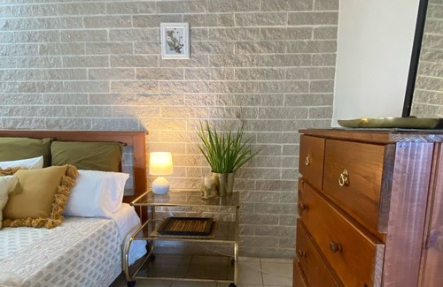 Ocean Shores Appartement | Exspansive Ocean View Artists Sanctuary with privacy and nature