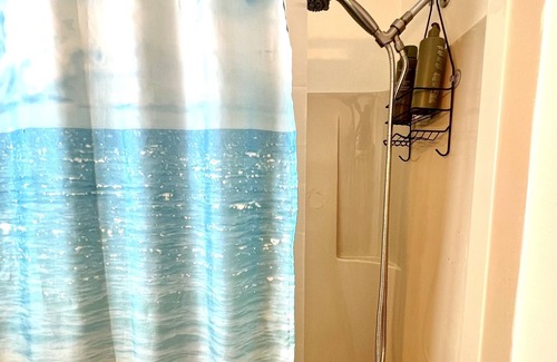 Prince Rupert Appartement | Private One-bedroom suite (ground level)