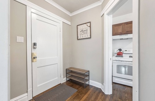 Lavergne Appartement | Private Parking/Comfy Bed/25mins to ORD>MDW>DT>HOSP