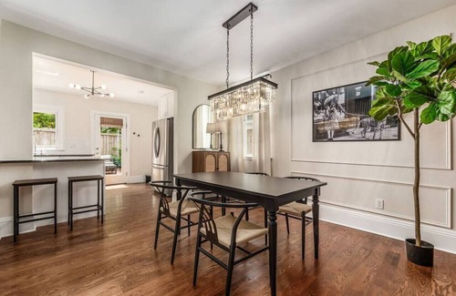 German Village Villa | Patio | Walkable | Historic Area