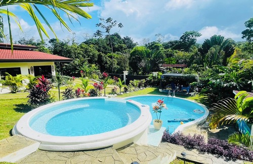 Chachagua Maison | Private Peaceful Villa near La Fortuna w/Large Pool Perfect for Large Groups