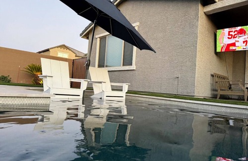 Maryvale Maison | Private Phoenix retreat Minutes from Westgate, Andretti Karting, and TWoods Golf