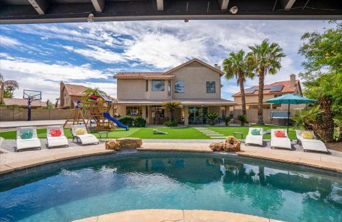 Arabian Crest Maison | Private Pickleball Resort Spa Pool & Playground