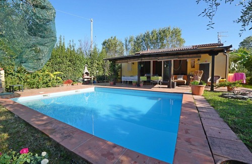 Ameglia Villa | Villa à Ameglia avec 2 chambres à coucher, 5 couchages