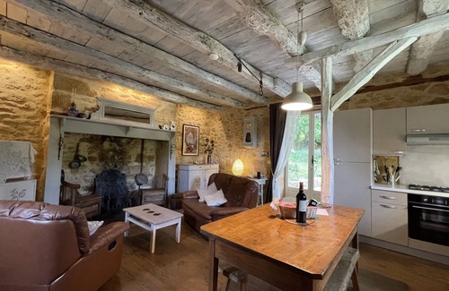 Grolejac Maison | Le Noyer - Prés de Sarlat. Beau maison du 18ème siècle restauré avec piscine.