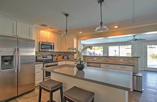 Arcadia Lite Maison | Phoenix House w / Pool & Grill-8 Miles au centre-ville!