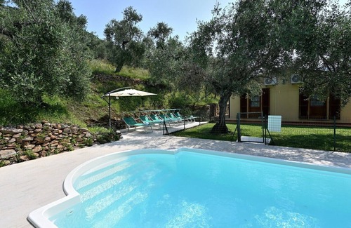 Calci Villa | PRIVATE POOL - FARMHOUSE FATTORIA LA PIEVE-VILLA FICO from Pisa