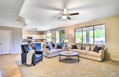Gateway Ranch Maison | NOUVEAU! Chic Gilbert Home -9 Mi au quartier du patrimoine!