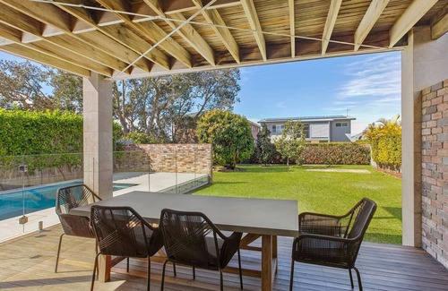 Blue Bay Maison | Private Pool Luxury at Serene Beachside Escape