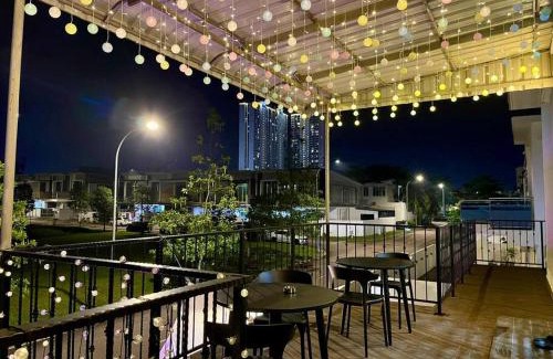 Taman Mount Austin Maison | Private Pool Modern Holiday Home Mount Austin JB