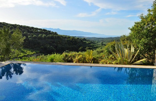 Platanias Villa | Piscine privée ★ Cuisine extérieure + BBQ ★ Vue sur la mer