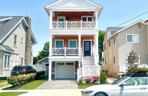 Gardens Maison | STUNNING Single-family, new construction with PRIVATE POOL - close to beach!