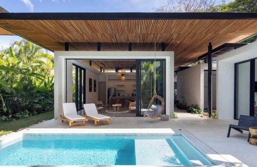 Playa Hermosa Cobano Villa | Private Pool Villa Retreat Steps to Beach