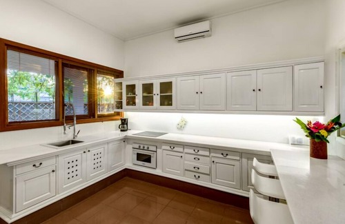 Jimbaran Bay Villa | Villa avec piscine privée et jardin immense!