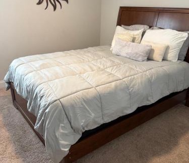 Decatur Maison | Private, quiet, immaculate bachelor pad with free parking on site