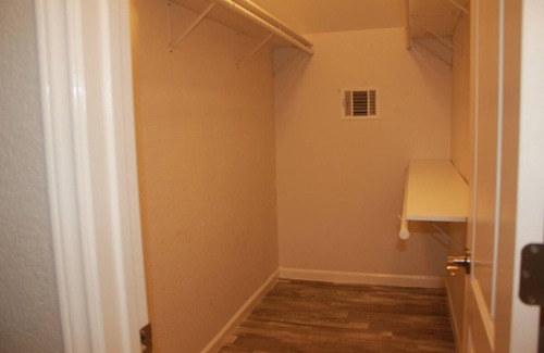 McNeil Station Balnéaire | Chambre privée ∙ 1 personne