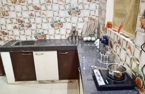 Jagdalpur Station Balnéaire | Chambre privée ∙ 4 personnes