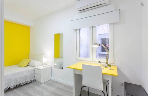 Burjasot Station Balnéaire | Chambre privée ∙ 1 chambre ∙ 1 personne