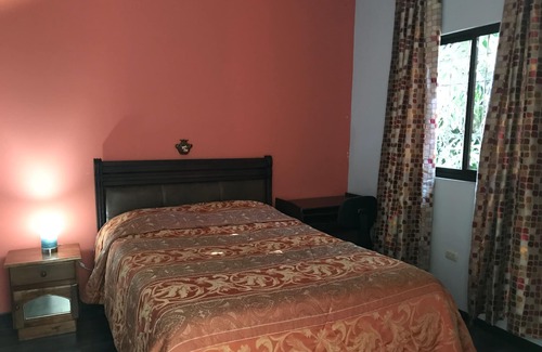 Heredia Lit Et Petit-Déjeuner | Private room 10 minutes from the airport