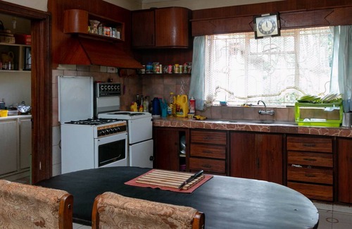 Eldoret Station Balnéaire | Chambre privée ∙ 2 personnes