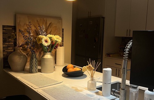 St. John - Coronado Hills Maison | [Private Room] Designer 10min dt Pet friendly 7min Park 5min Grocery Restaurant
