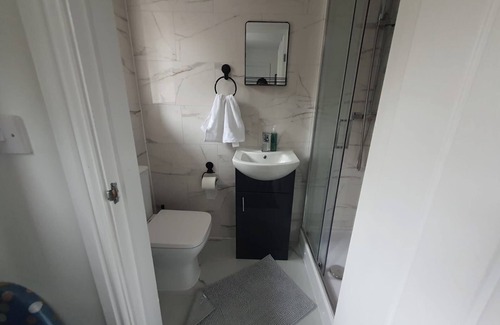 Erdington Maison | Private Room - Ensuite Bathroom - Free Parking