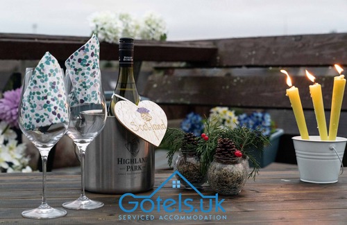 Huntly Appartement | ⭐ Private Room Garland⭐ 2 Guests, Roof Terrace, Free Wifi ❤️