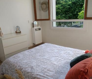 Chevilly-Larue Maison | Private Room in Cozy Homestay - Line 14, Direct Access to Paris - Airport Orly
