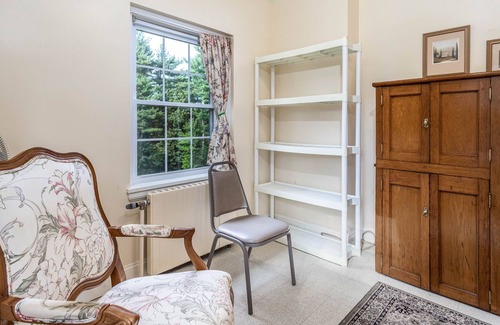 Lancaster Maison | Private Room in Grand Estate w/ Separate Entrance