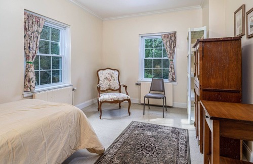 Lancaster Maison | Private Room in Grand Estate w/ Separate Entrance