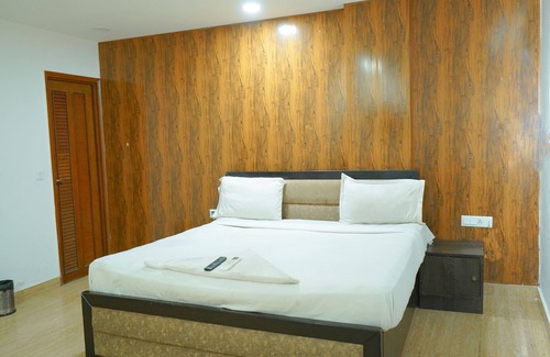 New Delhi Maison | PRIVATE ROOM IN KHANPUR