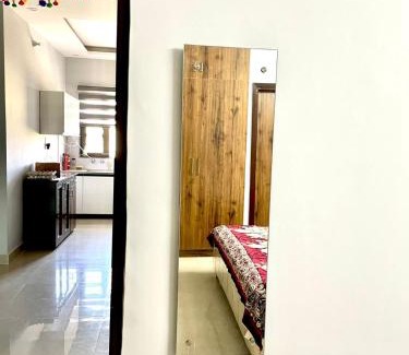 Kharar Maison | Private Room in Peaceful Flat Attached Washroom
