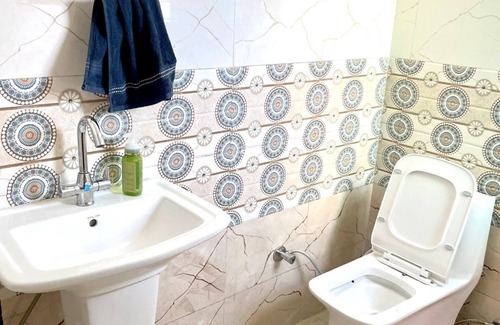 Kharar Appartement | Private Room in Peaceful Flat Attached Washroom