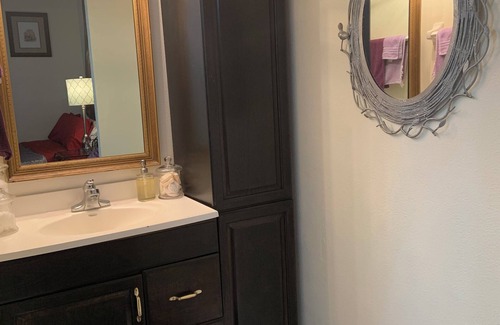 Tallahassee Maison | Serenity by THE LAKE minute Away from the City Center