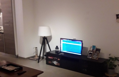 Nimy Lit Et Petit-Déjeuner | Private room in shared apartment. Very bright and spacious apartment