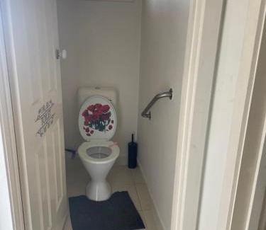 Albanvale Maison | Private Room Near Melbourne Airport